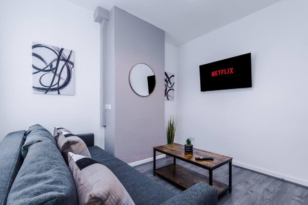 Apartment Oakleigh House By Prime